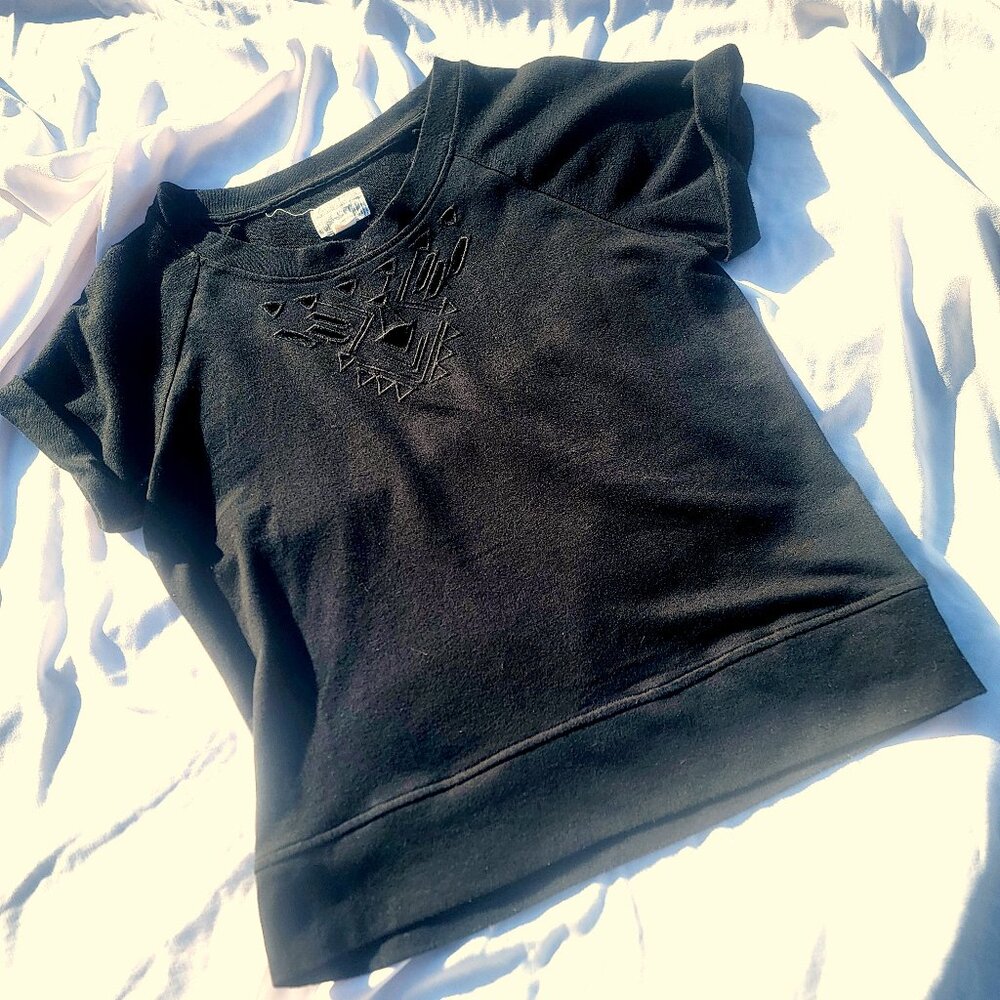 SOLD - Converse One Star Black Short-Sleeve Sweatshirt Women’s Large – Geometric